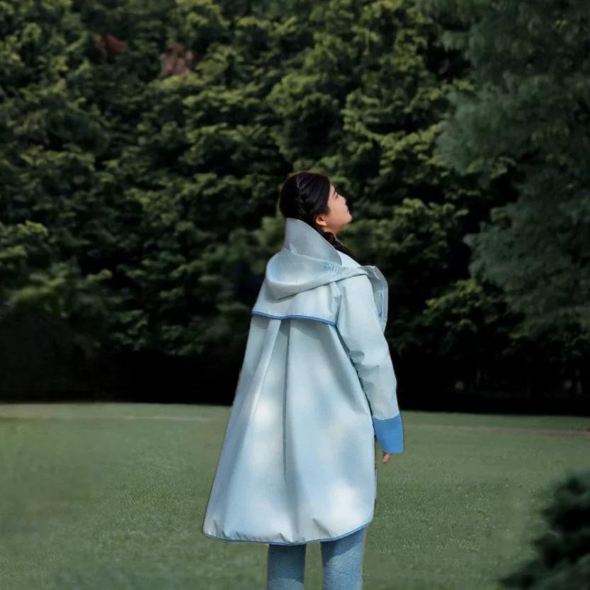 Einfarbiger Kinder-Regenmantel für Jungen und Mädchen, Kindergartenkinder, Sturm-Reflexions-Regenponcho, Klassischer Windbreaker-Stil mit Rucksack