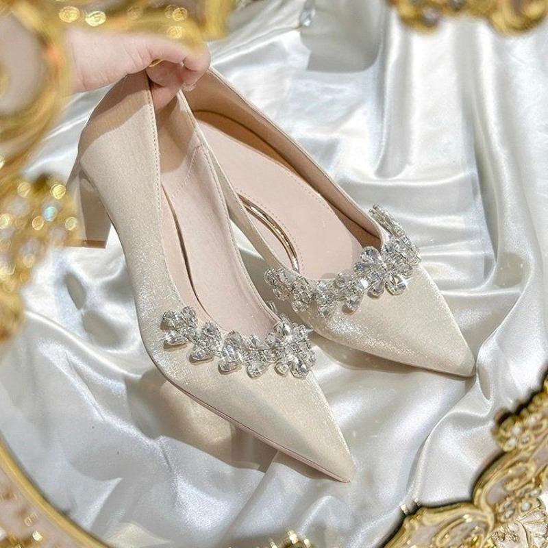 Fashion Rhinestone Pointed Toe Shallow Mouth Slip-on Non-Slip Wear-Resistant Square Heel Single Shoes