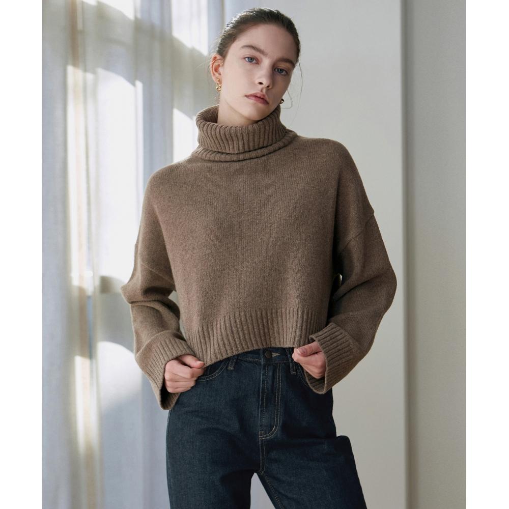 

NICKNICOLE Свободный укороченный свитер-черепахаКакао