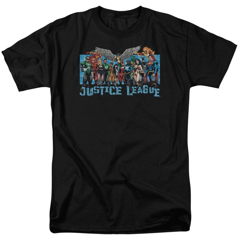 DC Comics - Justice League - League Lineup - Adult T-Shirt L