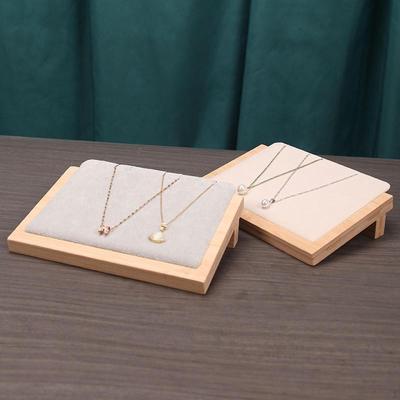 Creación de joyas – Estuches y exhibidores para joyería