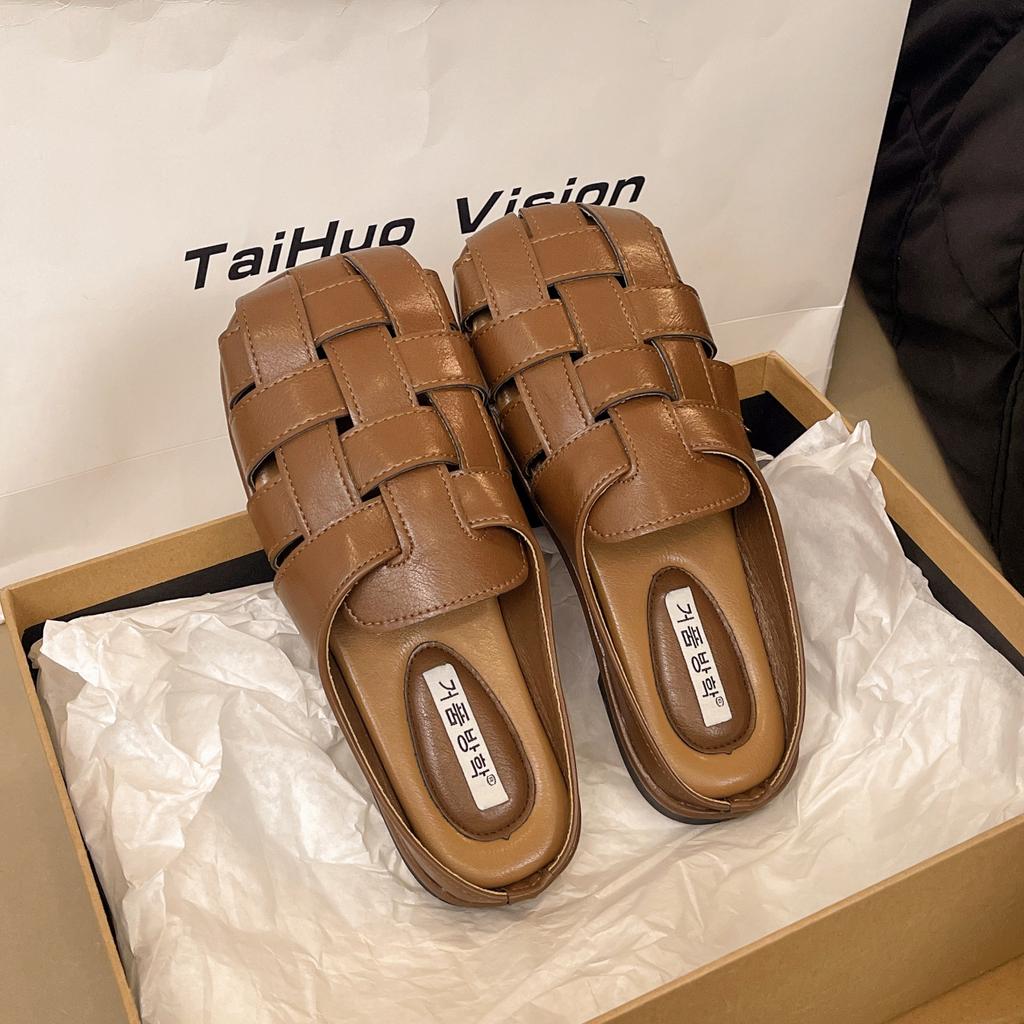 French bag head half slippers women's summer wear 2025 new with skirt flat-bottomed silver single shoes one foot cool slippers