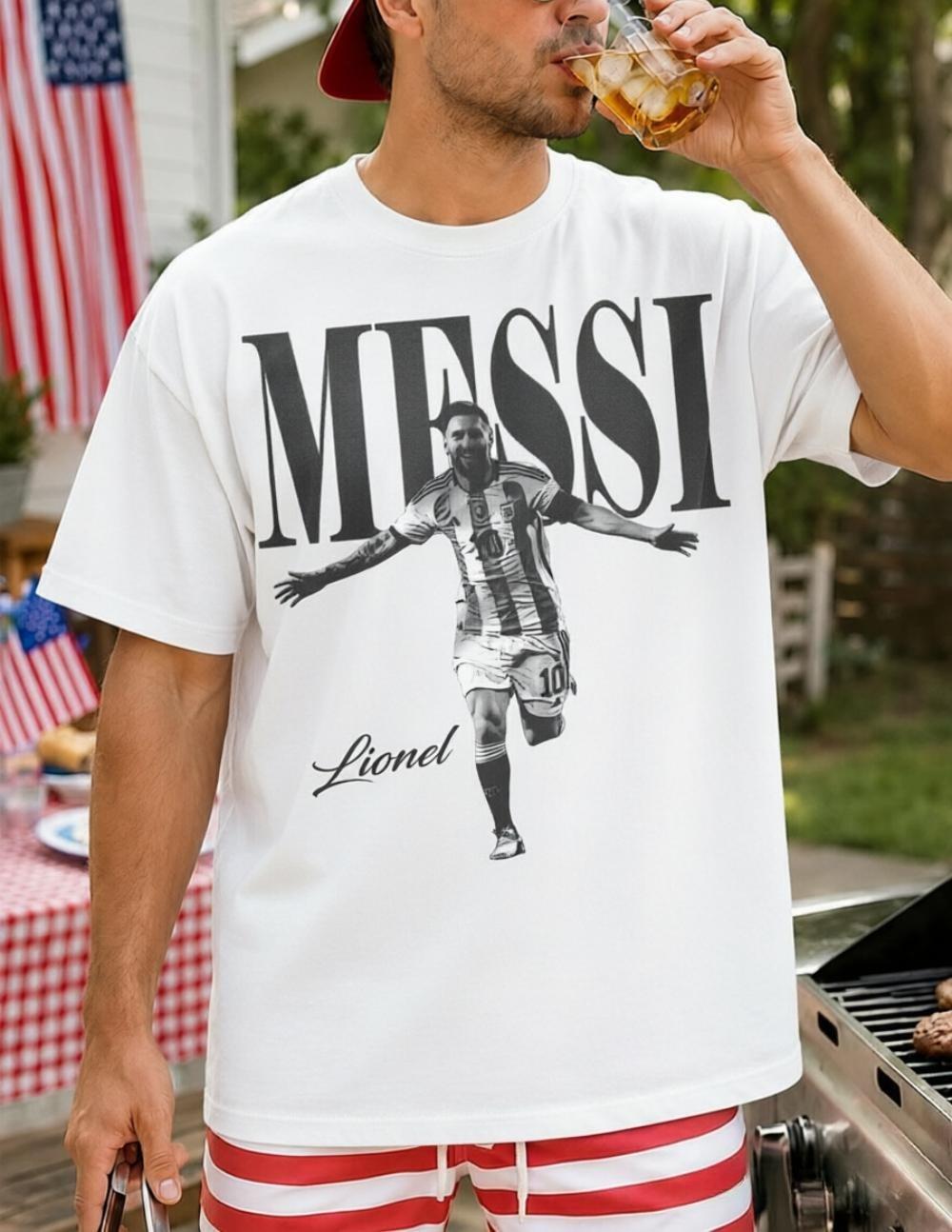 Lionel Messi Football Fan T-shirt – Unisex Soccer Apparel, Retro Football Graphic Tee, Soccer Fan Gift,athletic Sports Shirt, World Cup 2026 4XL