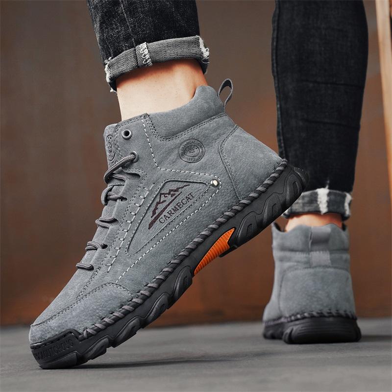 Nuevas Botas de Cuero Hechas a Mano para Hombre para Otoño Diseño Outdoor Zapatillas Hombre Transpirables Zapatos Casuales de Cuero Hombre Botines