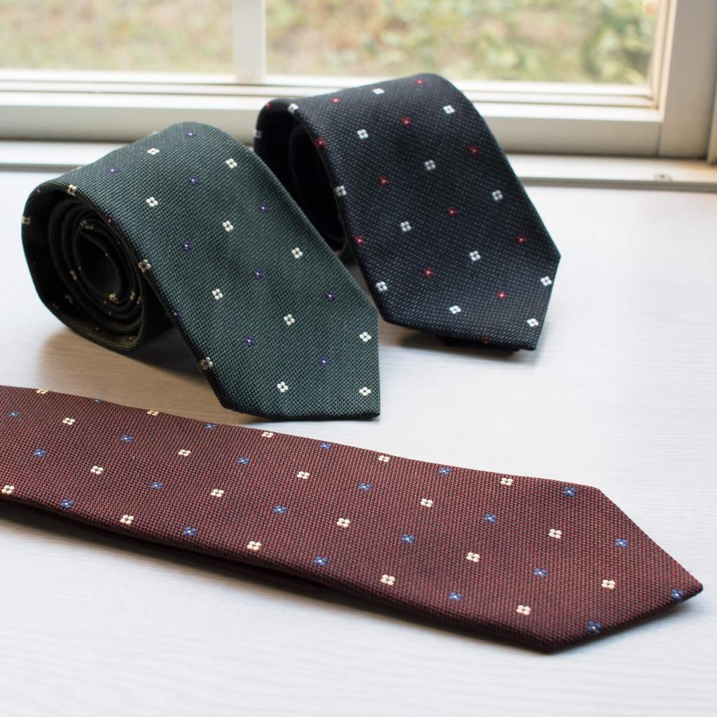 [TAVARAT] [Tavarat] Business Necktie, 100% Silk, Made In Japan, Nishijin Weave, Floral Dot Pattern (Green)