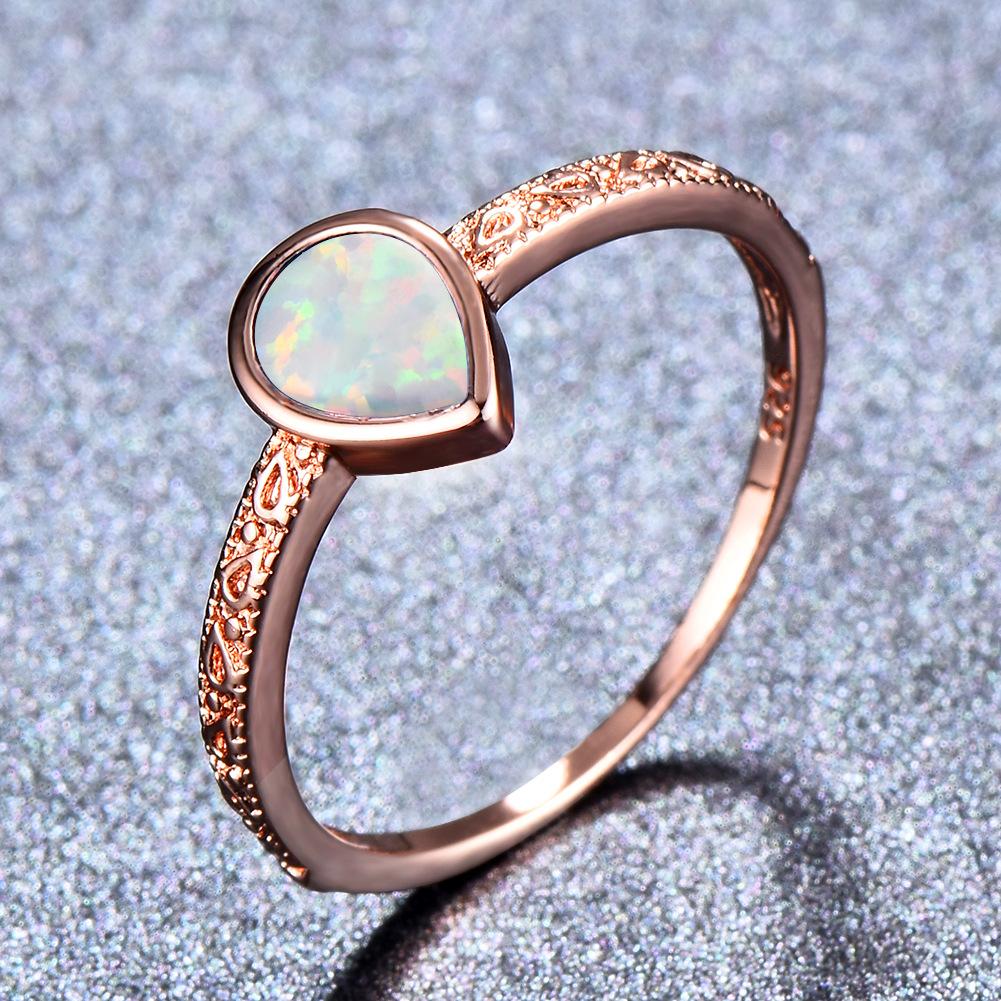 Fashionable Carved Pattern Retro Teardrop Shaped Ring Bracelet