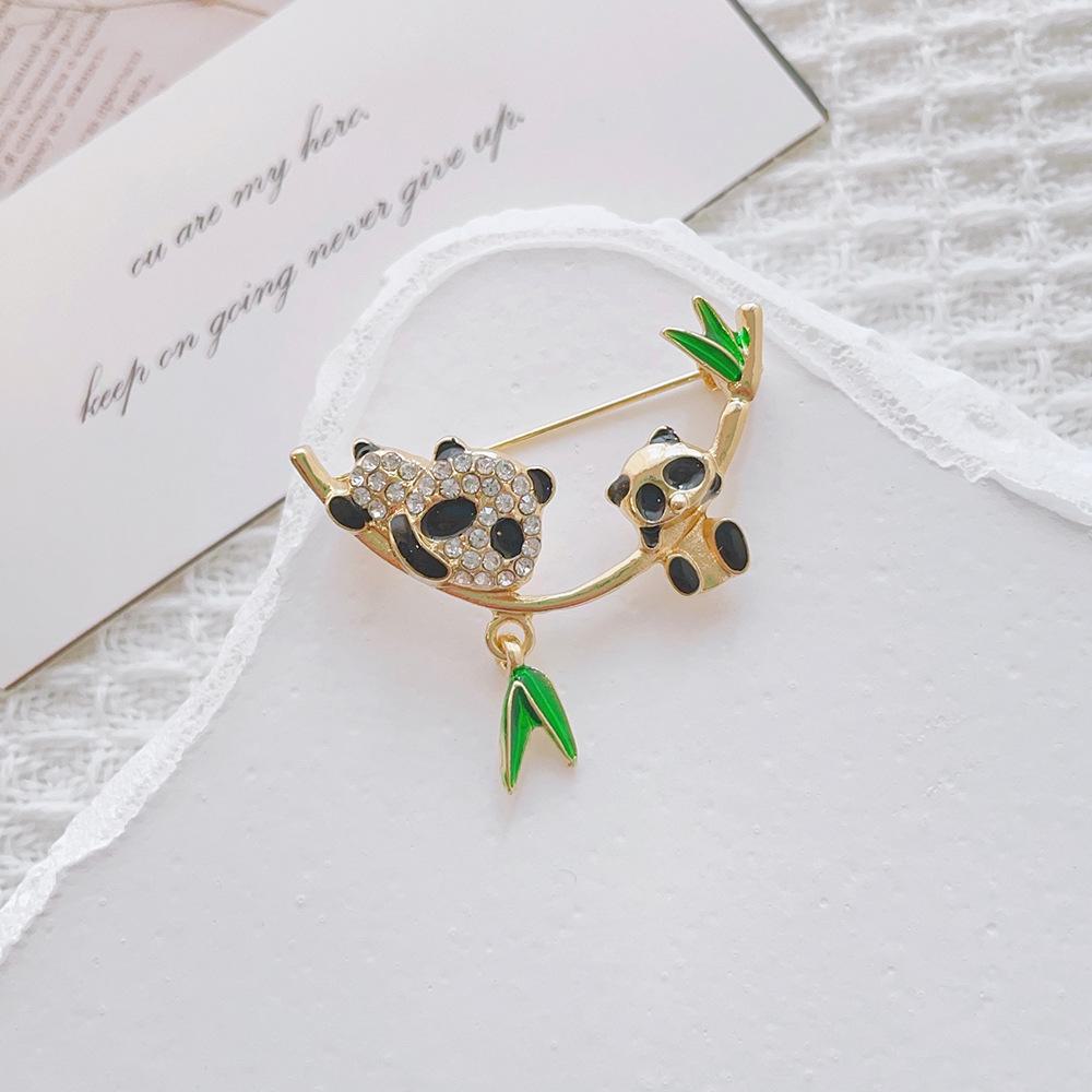 High-End Pearl & Rhinestone Butterfly Brooch for Women's Fashion Suits and Scarves