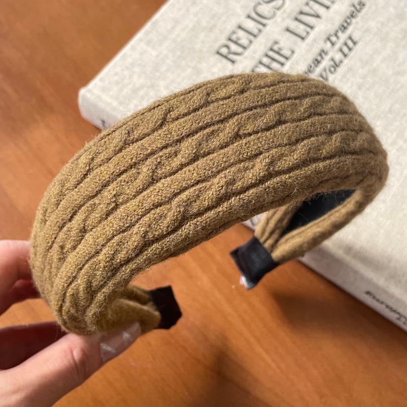 Koreanischer Wollstrick-Stirnreif mit breiter Krempe für Damen - Elegante Haarklammer für den Herbst/Winter.