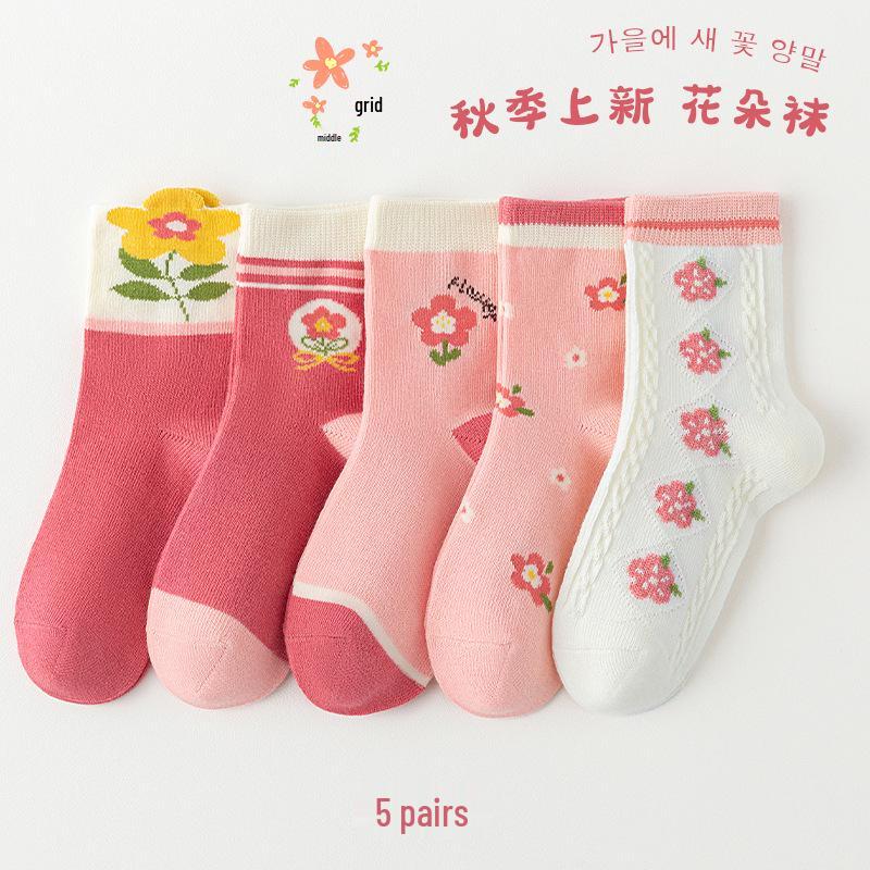 Children's Cartoon Mid-Calf Socks - Multiple Styles, For Boys, Girls, and Babies, Perfect for Autumn/Winter Sports and Students
