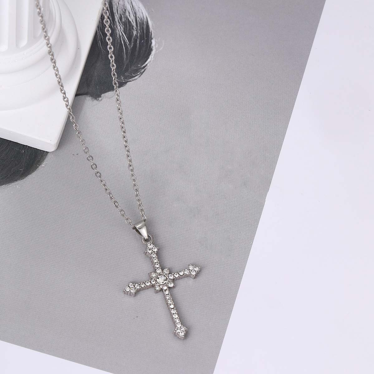 

Gothic Punk Black Crystal Cross Pendant Necklace for Women Vintage Multi Layer Bead Necklace 90s EMO Charm Jewelry Gift