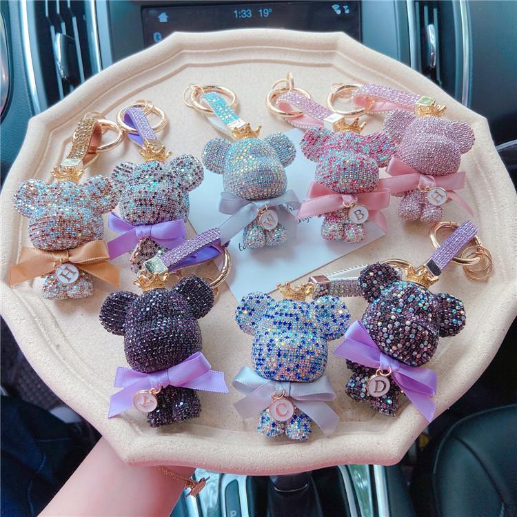 Fashion Full Rhinestone Big bBear Car Key Chain Cute Doll Creative Name Letters to Develop Bag Pendants.