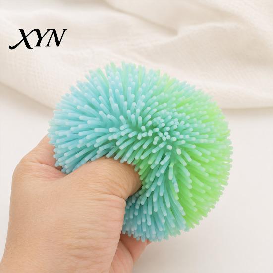 Soft Squeeze Toy Stress Relief Fuzz Ball Toy, TPR Fuzzy Fidget Reusable Anxiety Relieving Office Desk for Focus Aid, Hand Relaxation