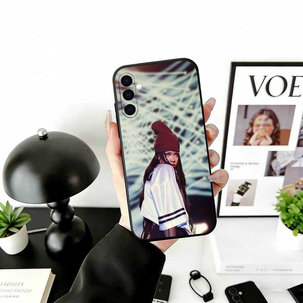 R-Ri L-Loud Pouzdro na telefon Pro Samsung Galaxy A73,A72,A71,A70,A53,A52,A51,Měkký silikonový černý kryt