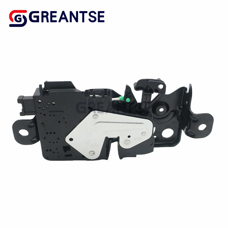 51247383282 Car Door Lock Tailgate Latch For BMW 1 Series F40 X1 F48 F49 2016- High Quality Car Accessories