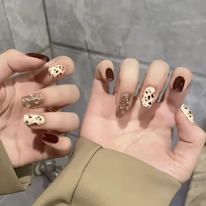 

Детские накладные ногти для девочек 2025 Новое поступление Детский маникюр Накладные ногти Наклейки для ногтей Нетоксичные Без запаха Детские ногти Dark blue Leopard Wine Red Diamond Short