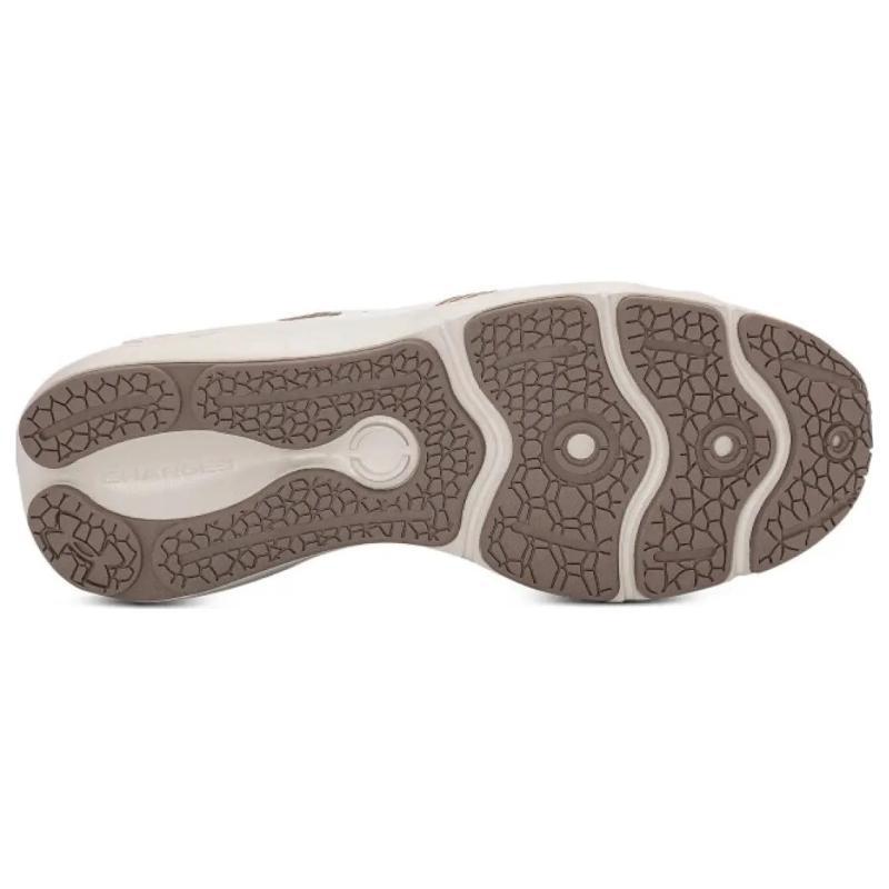 Under Armour Charged Vantage Se 'Sand Brown' Sneakers 3028446-101