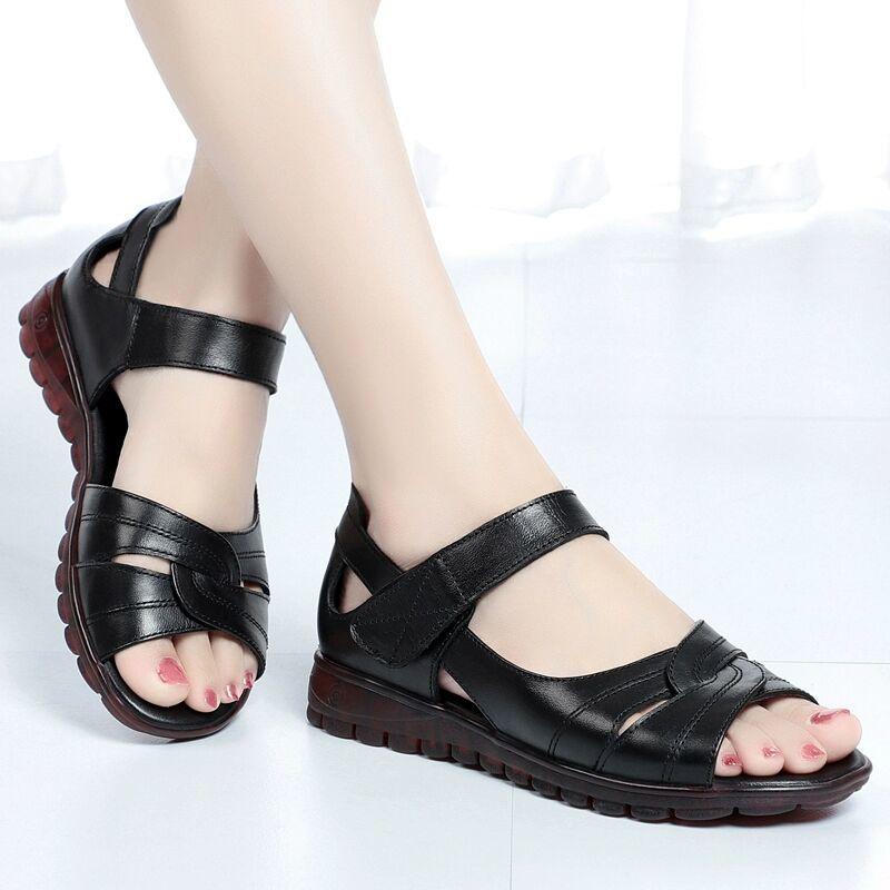 Summer Soft Leather Sandals Women's Flat Bottomed Non Slip Shoes Flat Heel Plus Size Soft Soled Women's Shoes