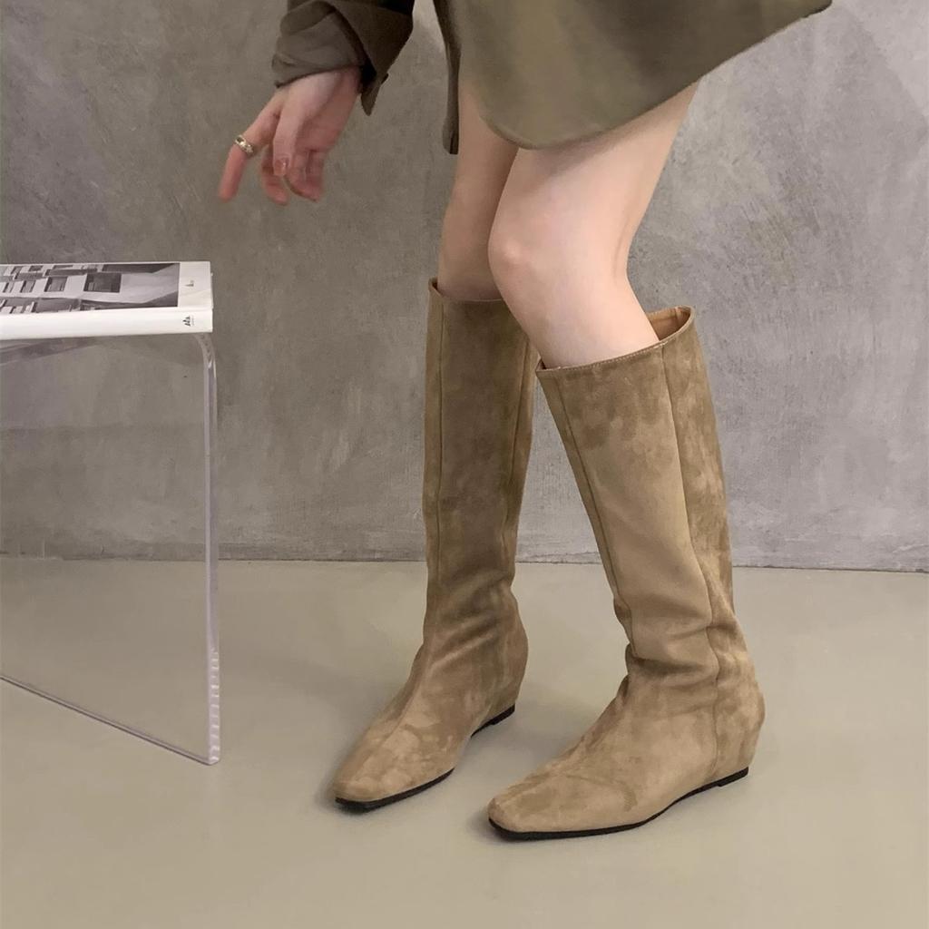 Inward High-pointed Suede High Boots, 2025 Autumn/winter New Korean Version of Retro Fashionable Niche Slimming Boots