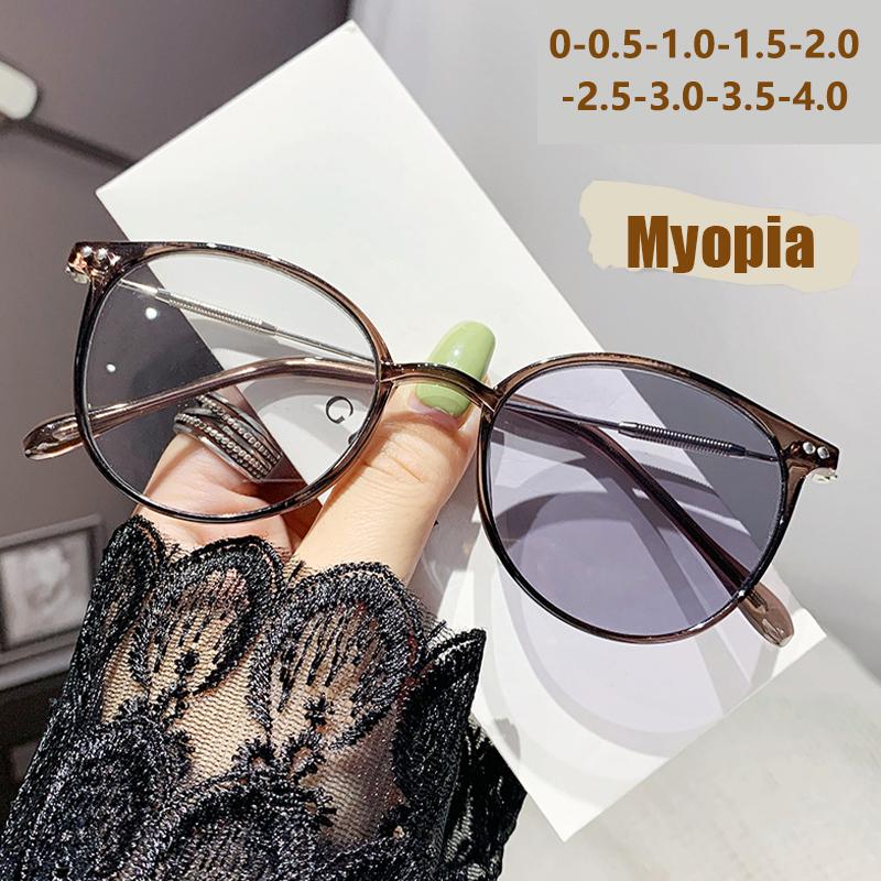 Fashionable Pochromic Anti-blue Light Color-changing Myopia Glasses In Elliptical Shape