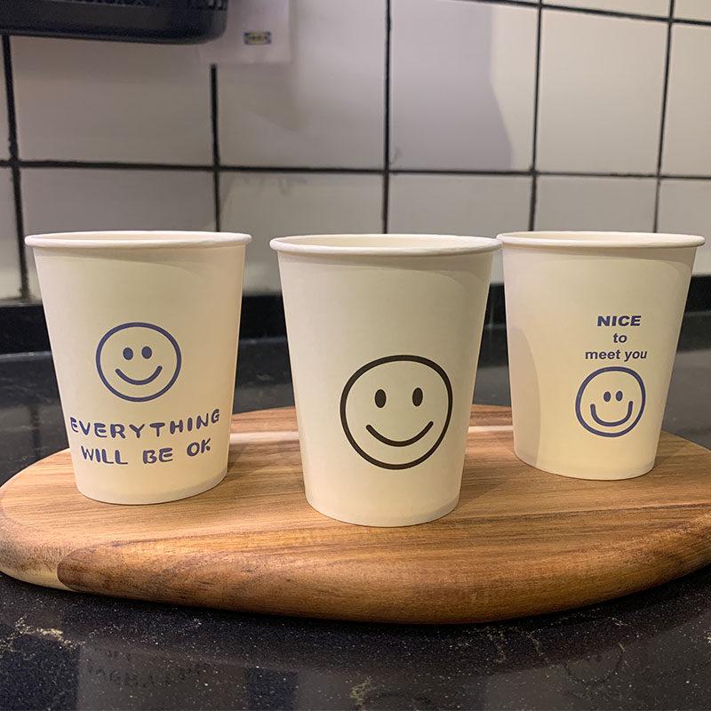 Smiley Grid Thickened Disposable Paper Cups