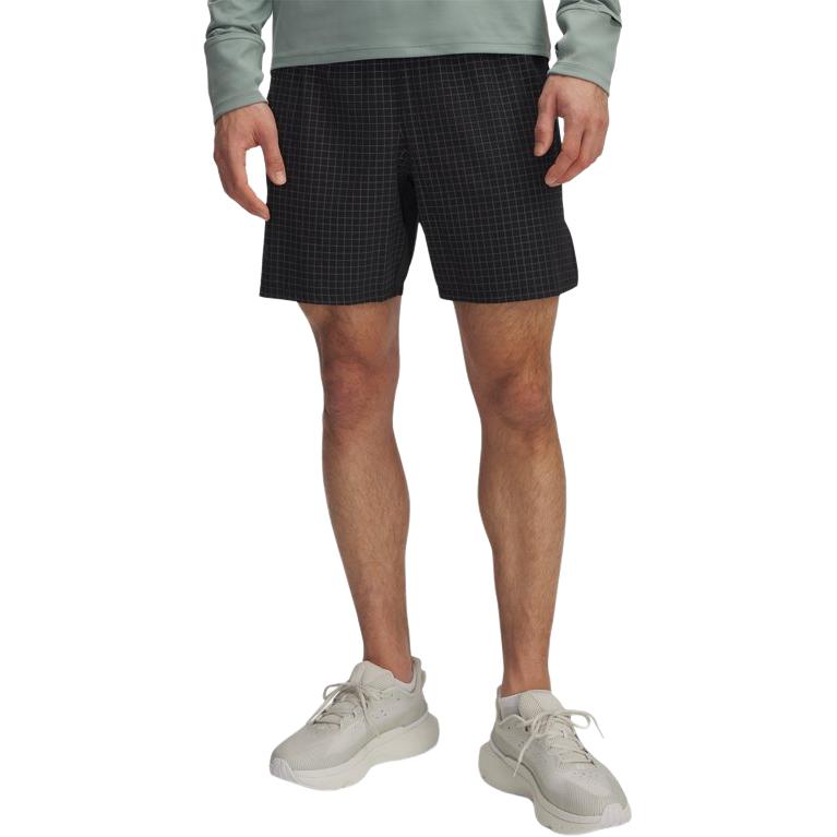 Under Armour Launch Sports Shorts Men s Black 1389799-001 M