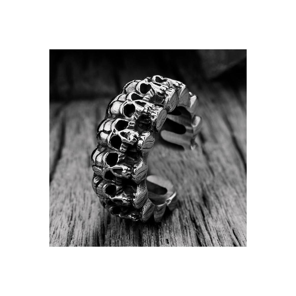 Regulowany męski posrebrzany pierścionek z wieloma czaszkami