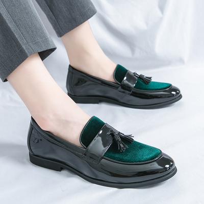 Homens Casamento Mocassins Sapatos de Veludo Deslizamento em Moda Qualidade Borla Homens Sapatos Sociais Sapatos Masculinos Mocassins Atacado Dropshipping