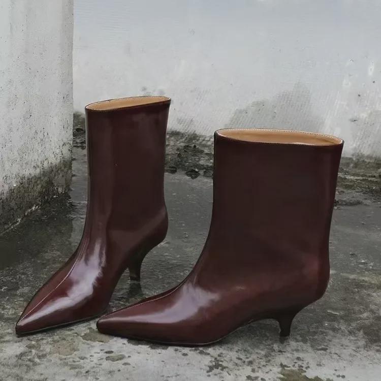 2025 Autumn/Winter French Retro Pointed Toe Kitten Heel Ankle Boots for Women