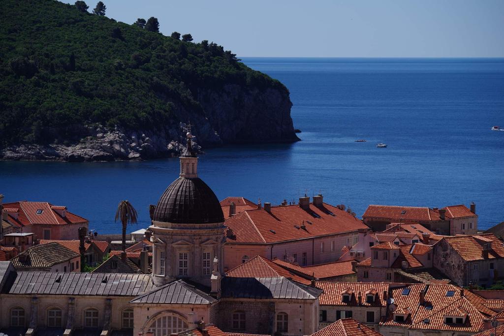 Pentax HD DC AW teleobjektiv s velkou clonou a zoomem 21330 PENTAX-D FA70-200mmF2.8ED