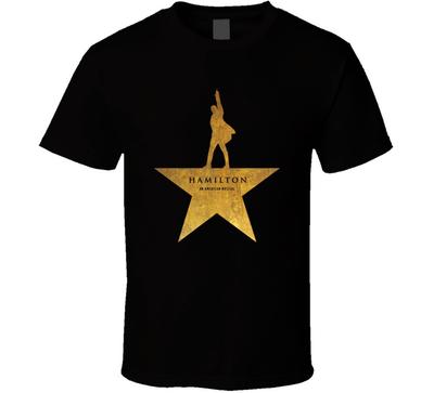 Camiseta con logo dorado