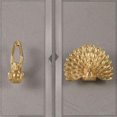 Luxury Cabinet Door Knobs Retro Wardrobe Drawer Pulls Vintage Peacock Monkey Brass Handle  Kitchen