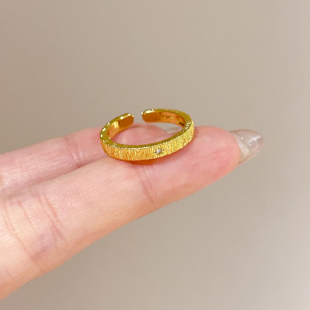 Medieval Brushed Diamond-encrusted Zircon Ring for Women Does Not Fade, Light Luxury and Versatile Open Index Finger Ring Jewelry.