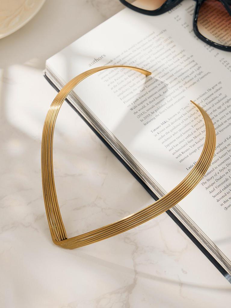 European & American 7-Layer V-Shape Choker Necklace, Punk Style Fashion, 18K Gold-Plated Stainless Steel.