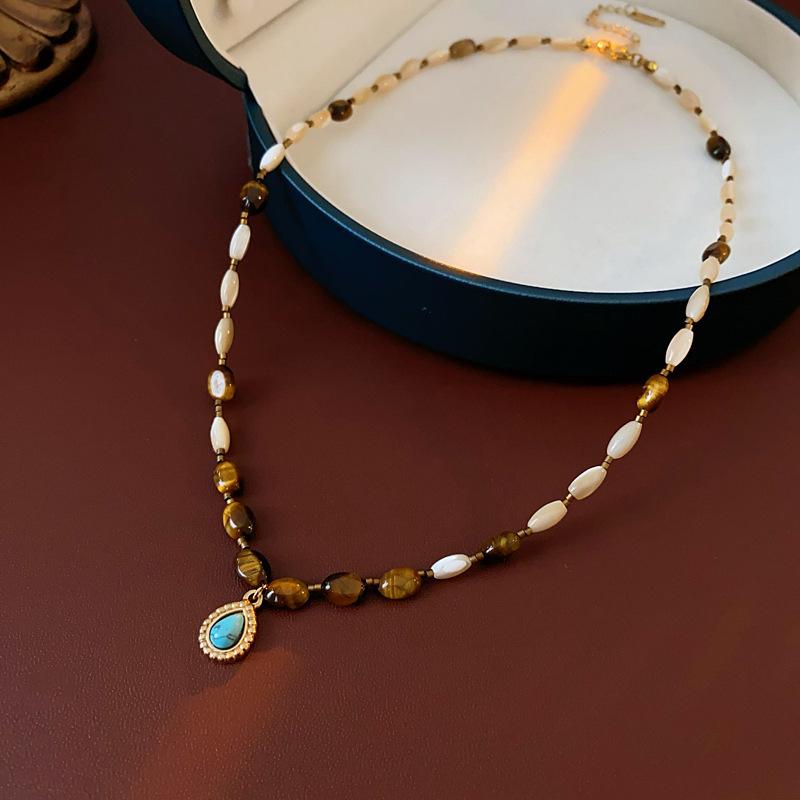 Color-matched Sequin Clasp Necklace, Retro and Luxurious, High-end Style, Sweater Chain, Suitable for Autumn and Winter, Niche Product
