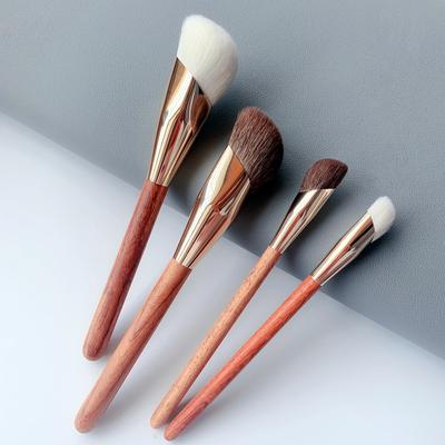 Pincel de Maquilhagem de Luxo com Cabo de Pau-Rosa e Cabelo de Cabra para Aplicação Precisa de Base Líquida e Corretor