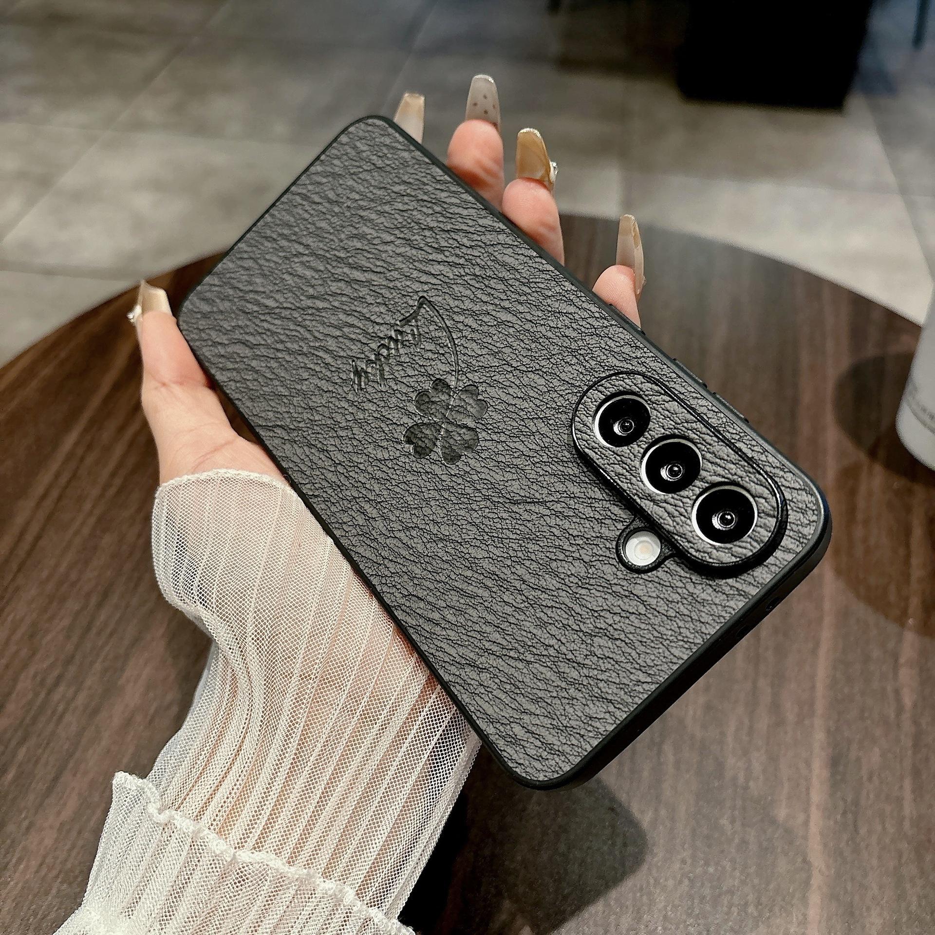 

Подходит для чехла для мобильного телефона Samsung A56 Samsung S25ultra Всесторонний Ультратонкий S24 Четырехлистный клевер A55 Защитный чехол Galaxy A56 5G