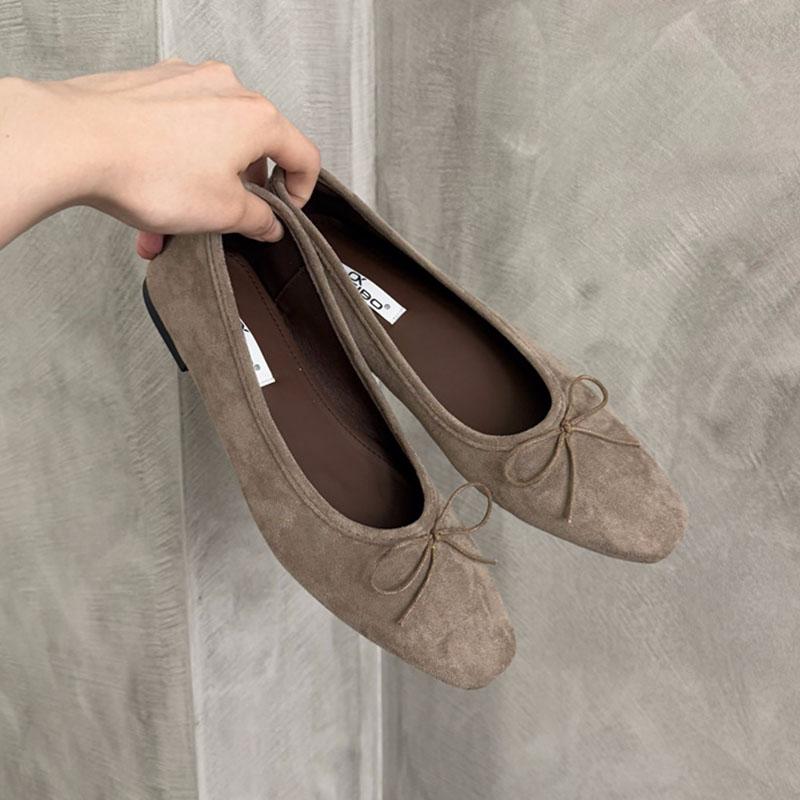 

Мода 2025 Новая Мода Мелкие Женские Балетки Слипоны Мягкая Женская Обувь с Бантом Бабочкой Квадратный Носок Женские Балетки С Обувью 35 серый