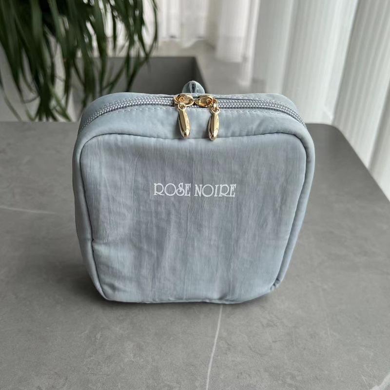 Cosmetic Bag, Toilet Bag for Women, Portable New Large-capacity Simple Travel Portable Small Storage Bag