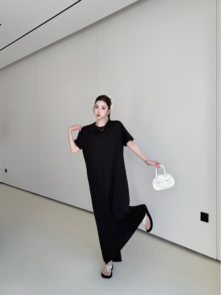 61035# Stylish Women's Over-the-Knee Slimming T-Shirt Dress - Simple, Modern, Short-Sleeved, and Loose-Fitting