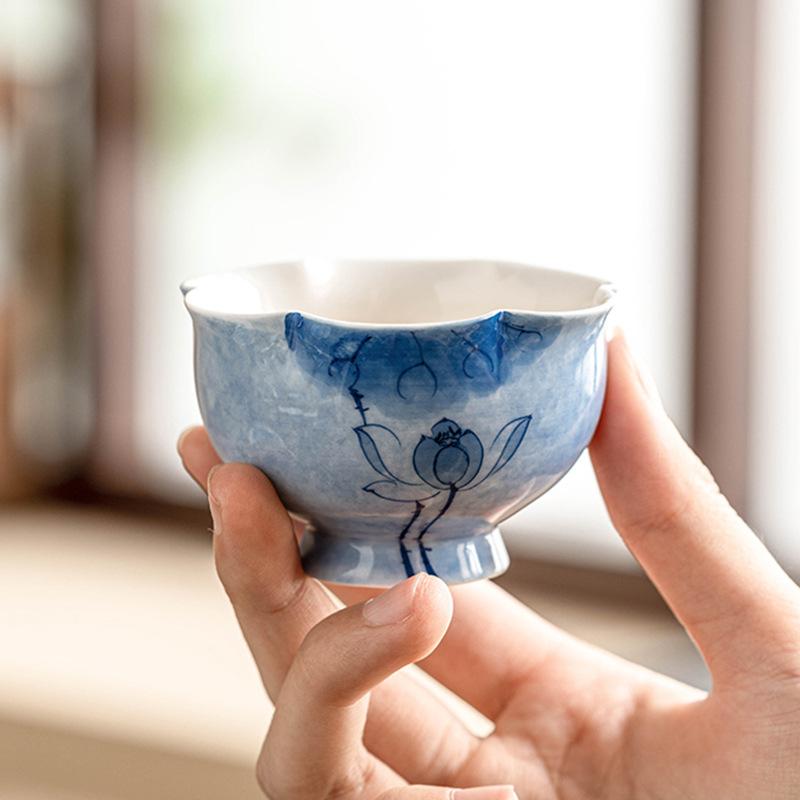 Blue Lotus Hand-painted Master Cup White Porcelain Teacup Single Master Cup Tea Bowl Chinese Kung Fu Teaset Drinkware Teaware