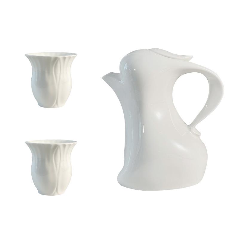 

Creative Bone China Rabbit Shape Coffee Set Korean Cartoon Tea Set Ceramic Teapot and Teacup Household Drinkware Bar Decoration