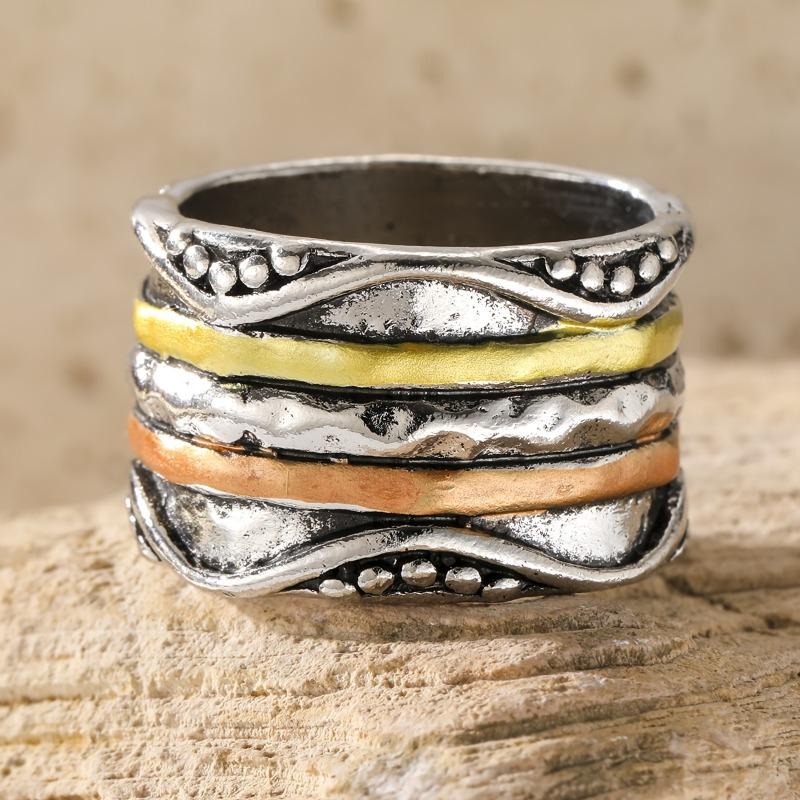 Retro Bohemian-style Multi-color Metal Layered Texture Women'S Ring, Daily Party Matching  Women'S Ring