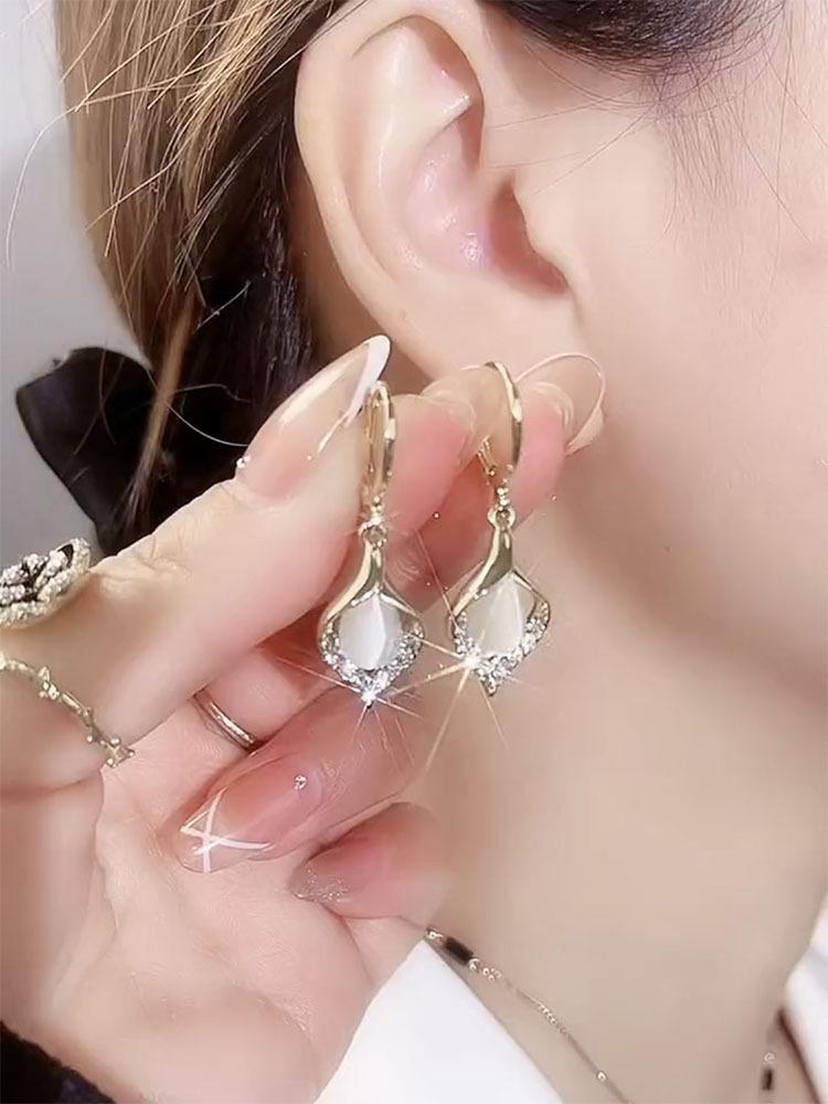 Angel Eye Cat's Eye Stone Earrings - 2024 Trendy High-End Design