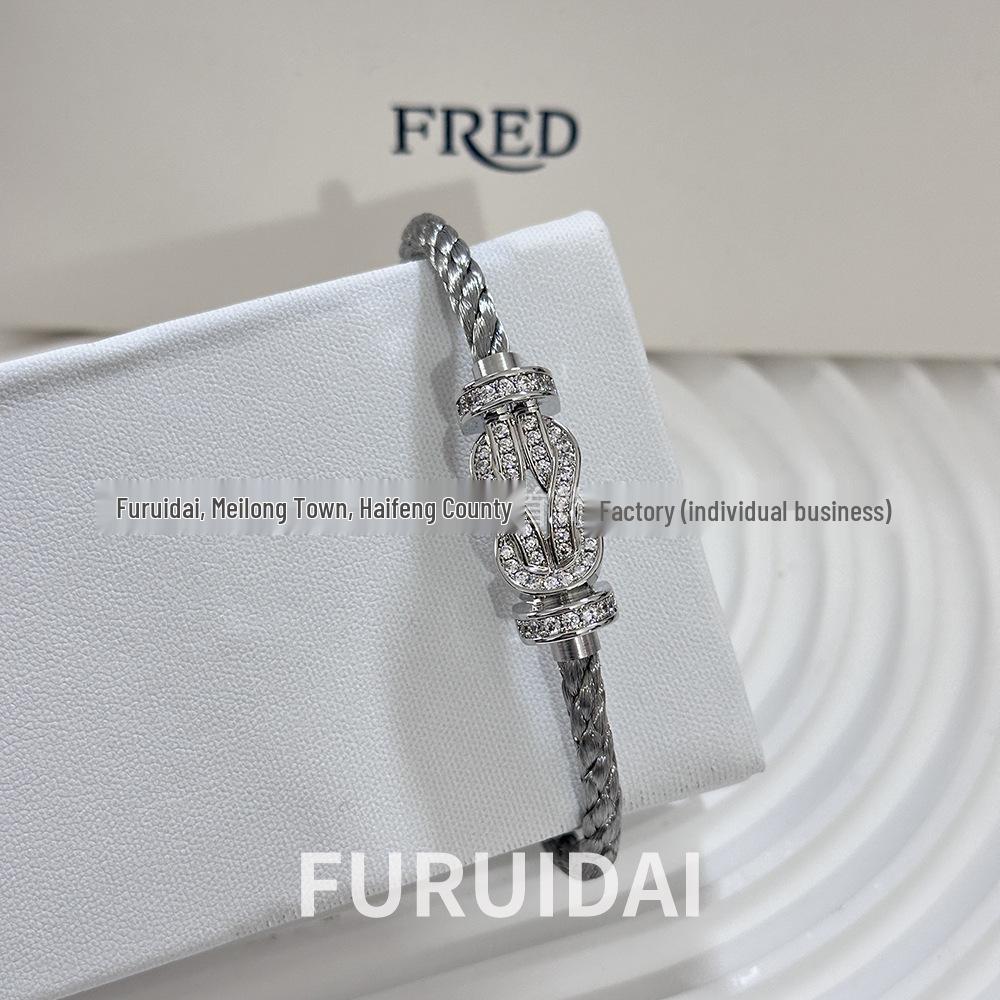 Fei Family Diamond Horseshoe Bracelet: Zodiac-Themed DIY Steel Wire for Couples