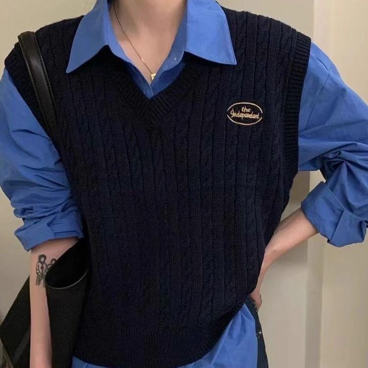 Women's College-Style Cable Knit V-Neck Embroidered Layering Vest