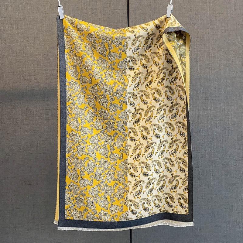 Autumn New Cashmere Tassel Scarf Women's Fashion Age-reducing Jacquard Scarf Warm and Thickened Large Shawl