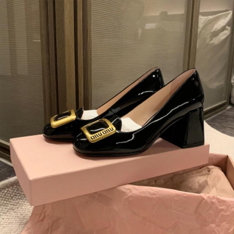 Fashion Women's Heel Shoes 2025 New Spring French Round Head Square Buckle Shallow Mouth Thick Medium High Heel Shoes Women