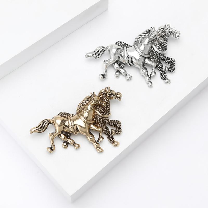 Vintage Court Style Enamel Galloping War Horse Brooches Pins For Women Clothing Accessories Men Fashion Suit Lapel Corsage