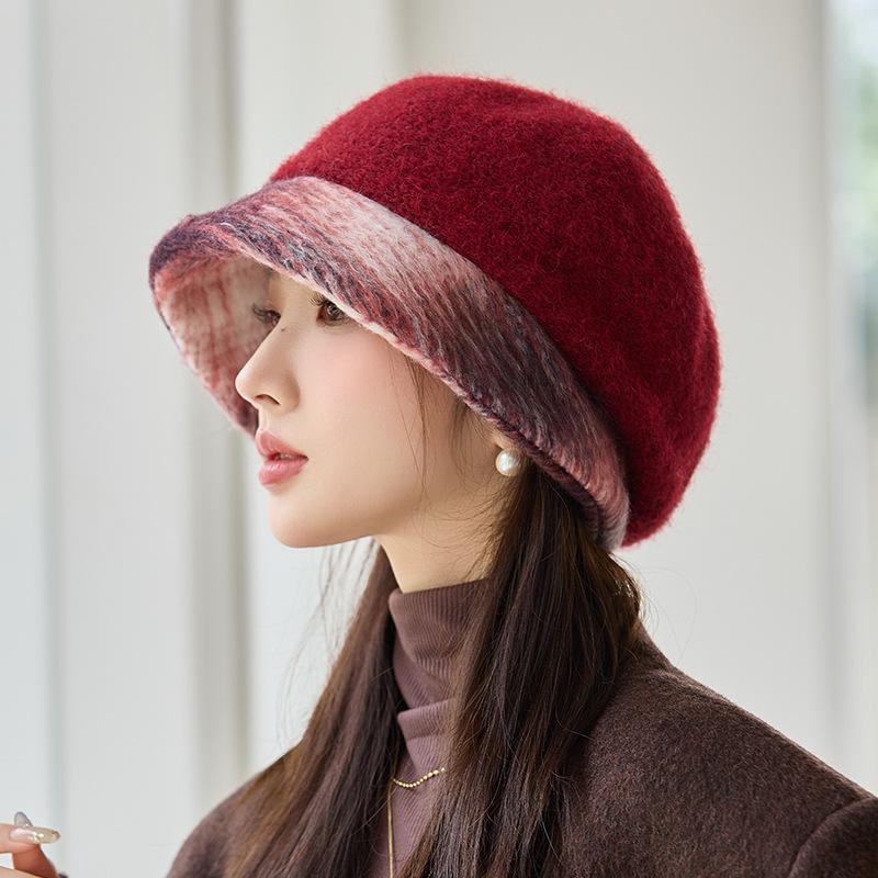 

Korean Retro Hat for Women In FallSeason and ColdSeason Versatile Big Head Circumference DailyWear Beret Windproof Warm British Style Painter Hat average size