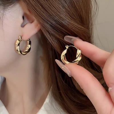 High-end Stainless Steel Earring for Women Girl Gold Color Earrings Vintage Waterproof Ear Piercing Jewelry Accessories Gift